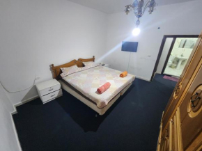 Artemis Hotel